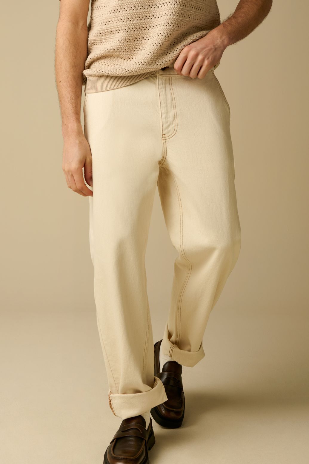 Loose Fit Jeans mit mittelhoher Taille - weiß