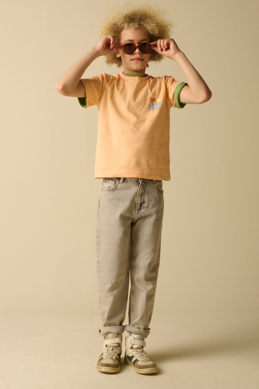 Lichtoranje T-shirt met artwork