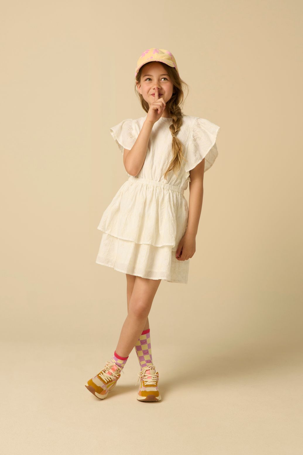 Kleid mit Stickerei-Details - weiß