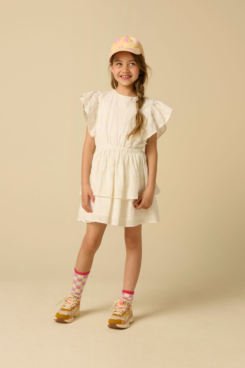 Kleid mit Stickerei-Details - weiß