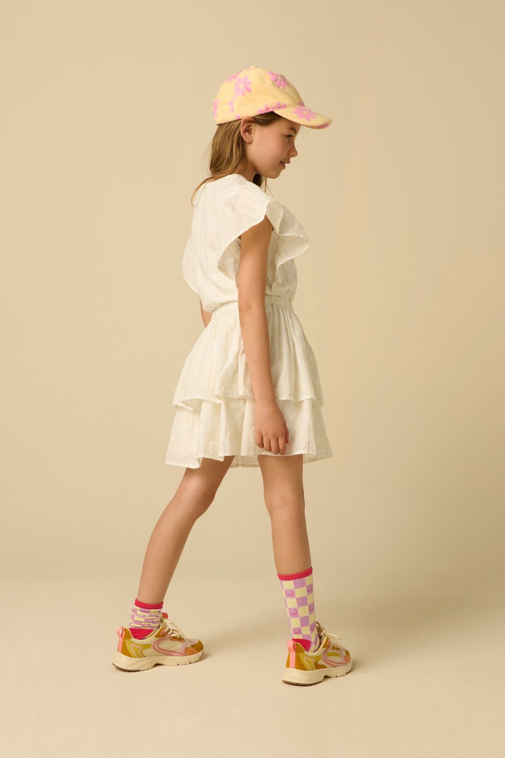 Kleid mit Stickerei-Details - weiß