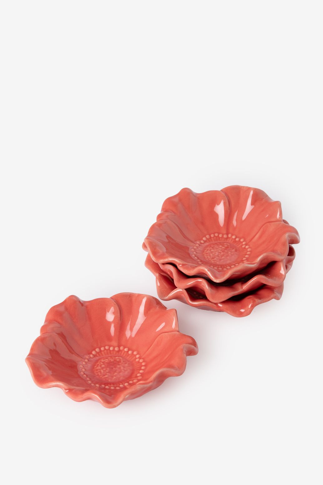 Lichtrode bloemen kom