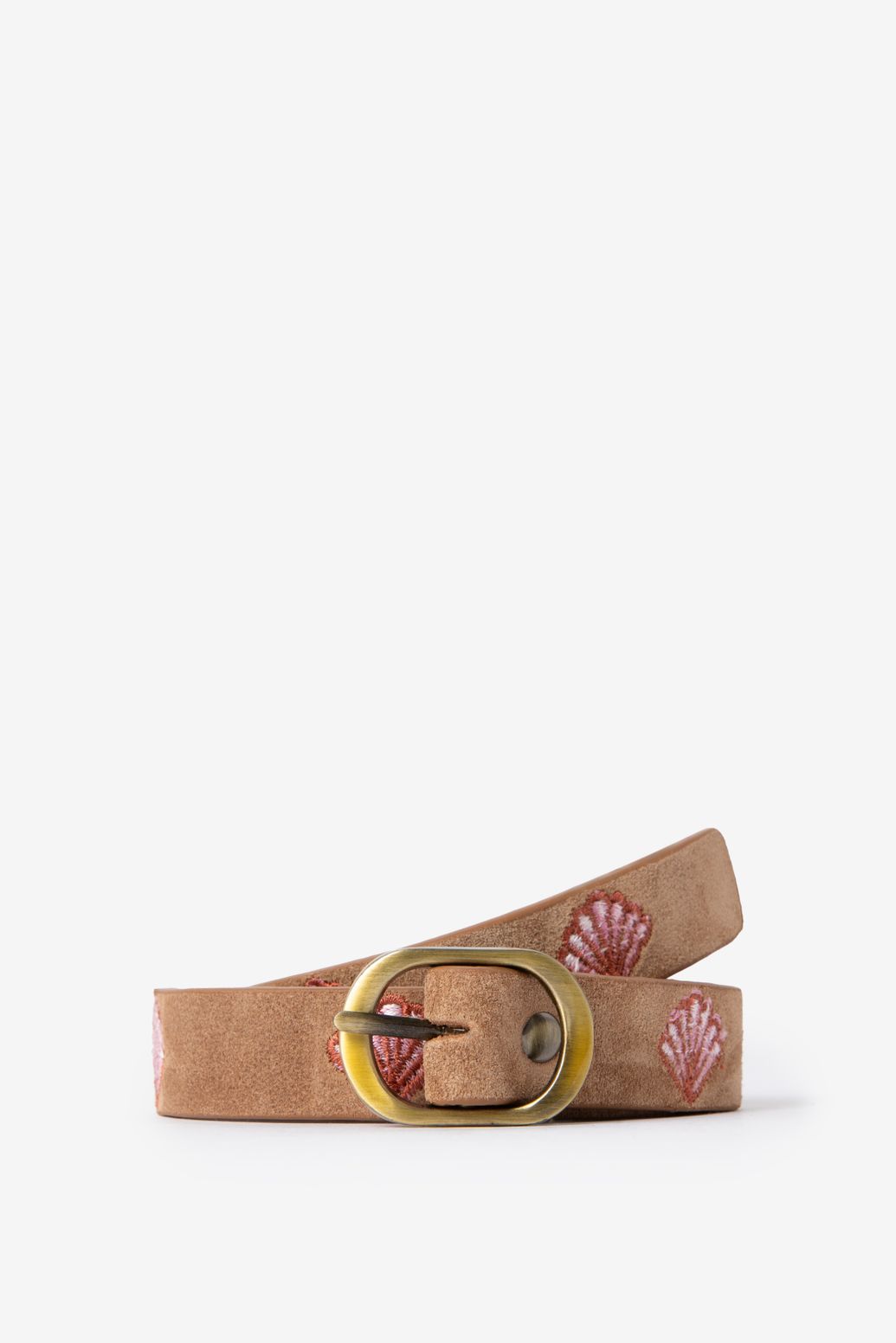 Bruine suède riem met schelpen