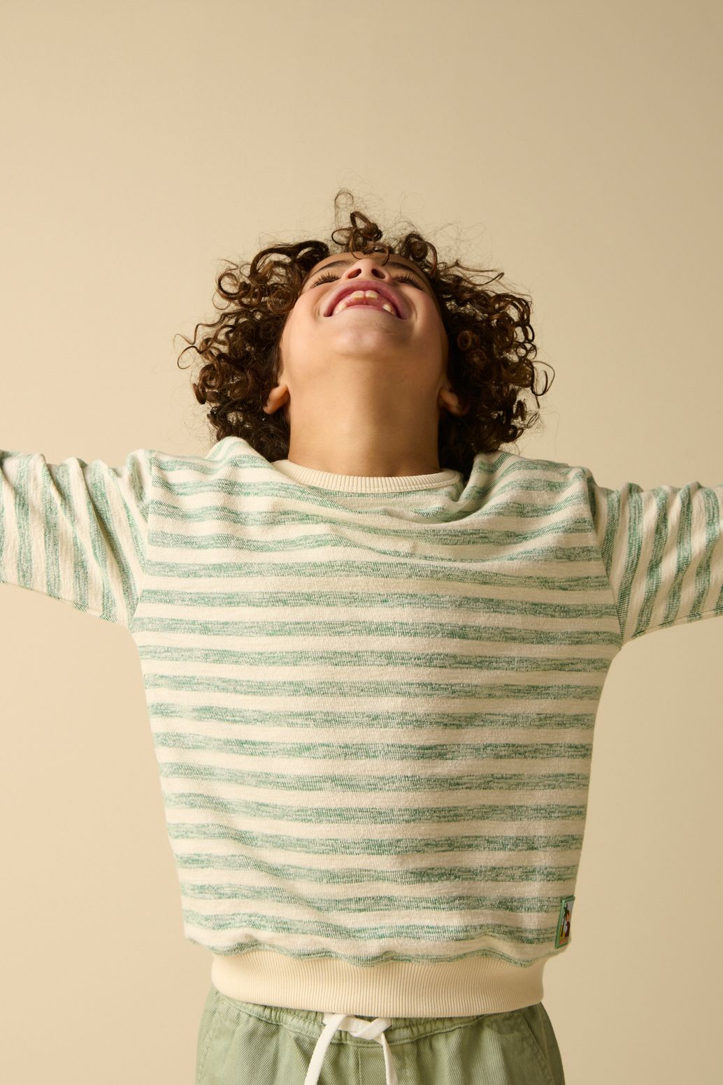 Gestreifter Sweater - weiß