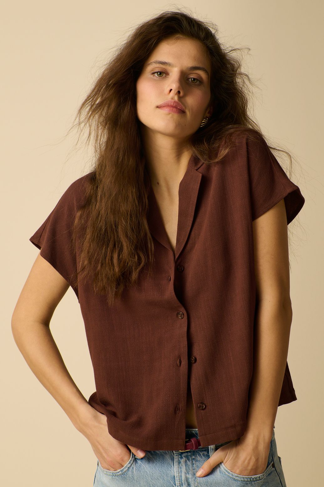 Donkerbruine linnen blouse