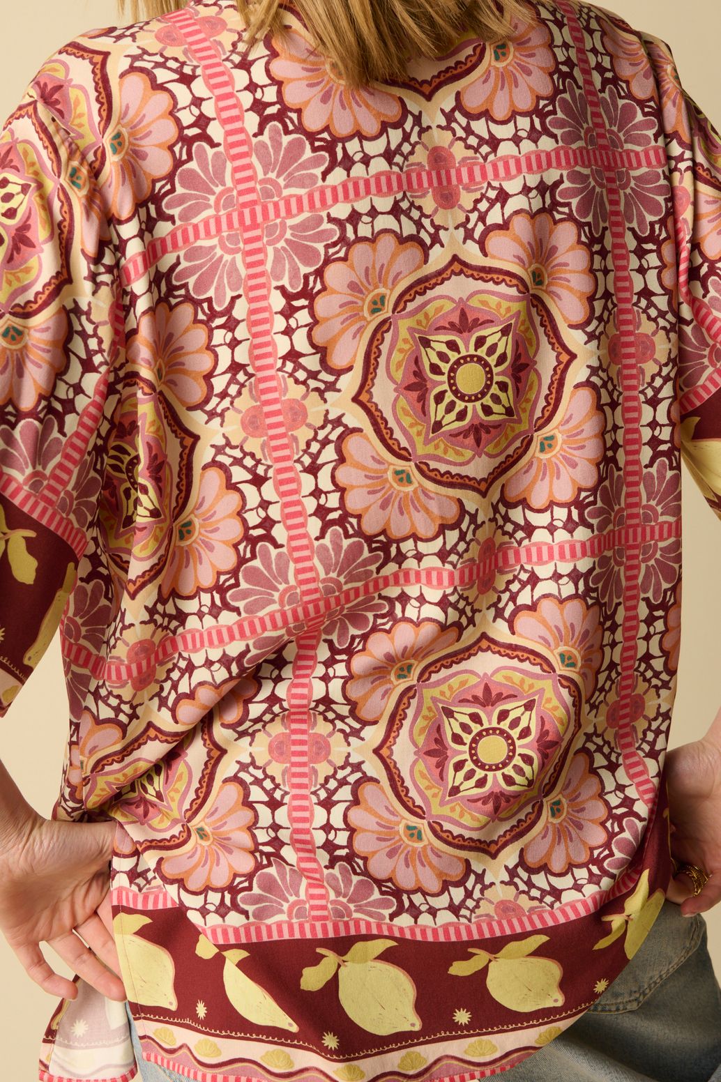 Gemusterte Bluse - rosa