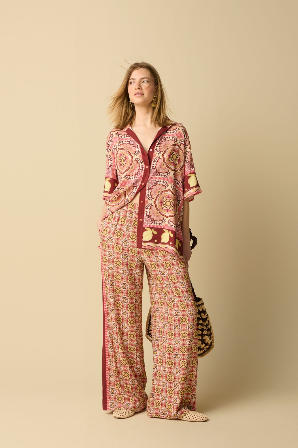 Weite gemusterte Hose - rosa