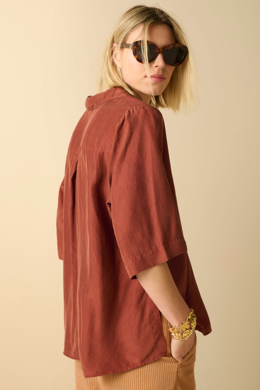 Bruine zijde blouse