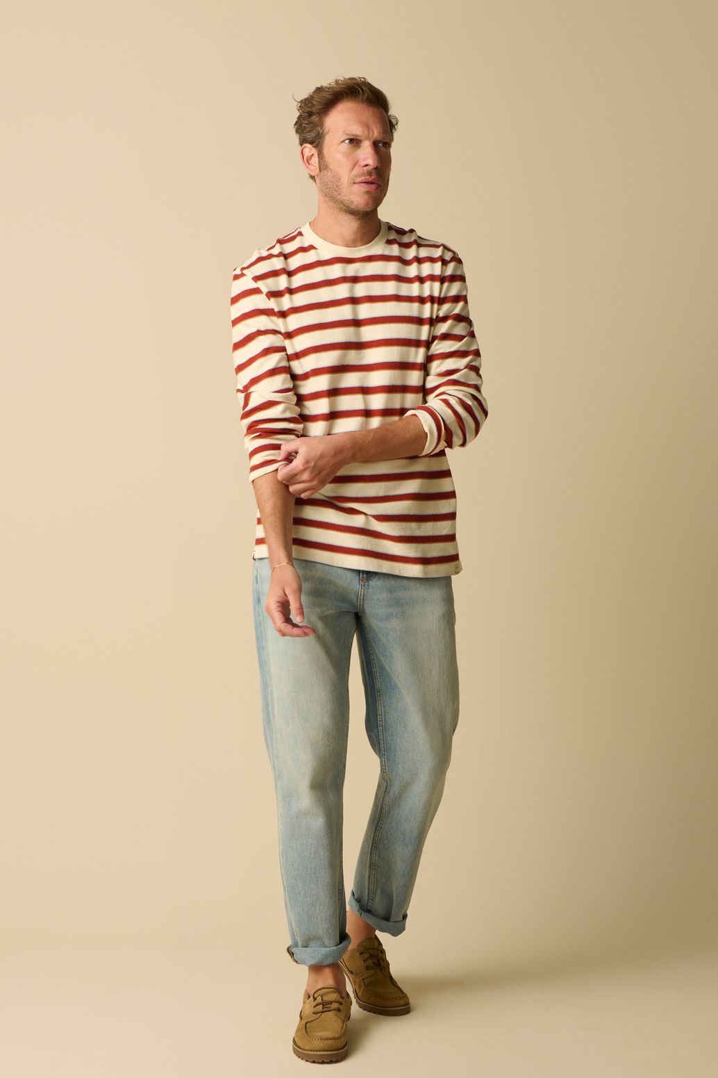 Donkerrood gestreept T-shirt