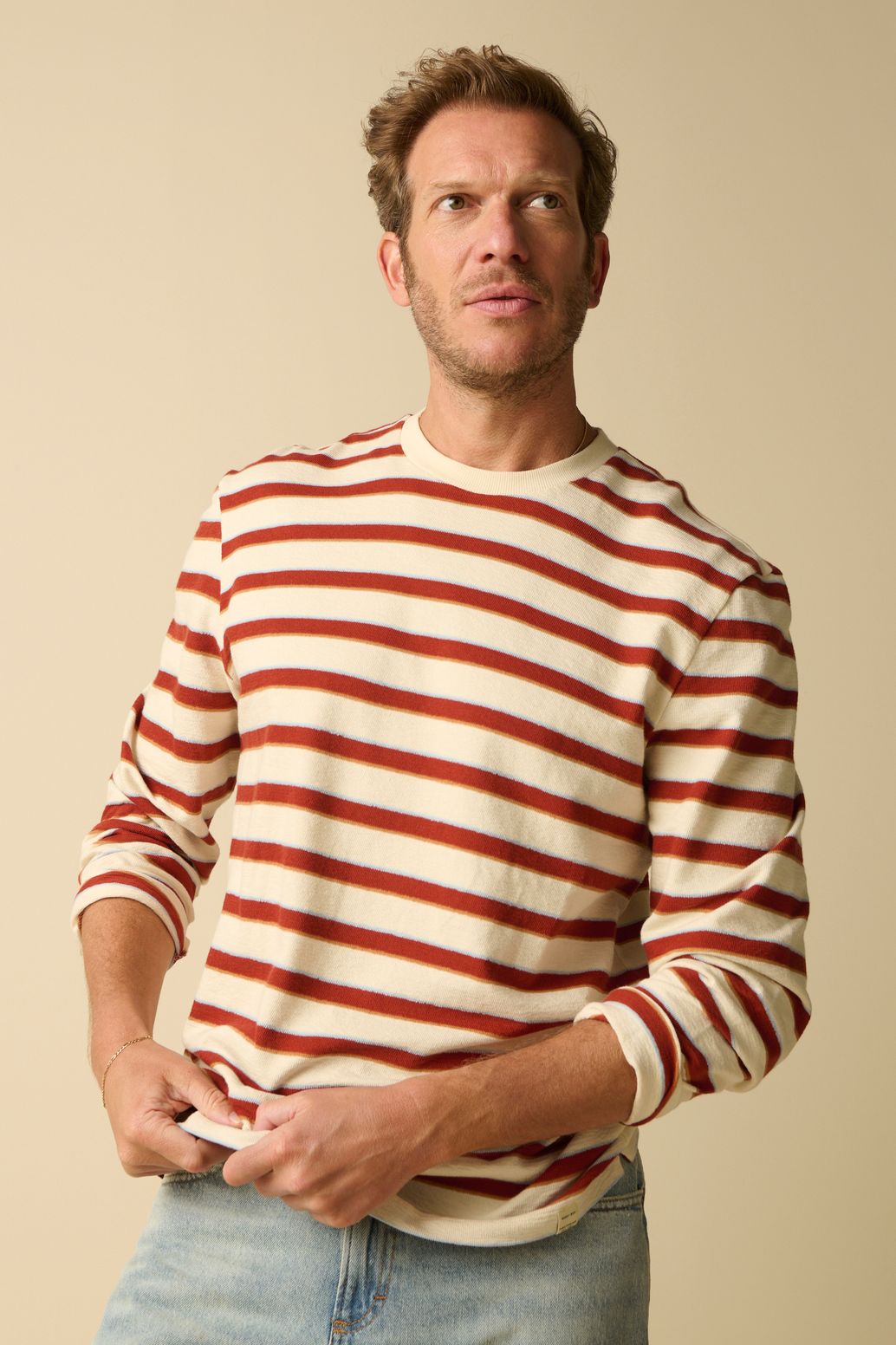 Donkerrood gestreept T-shirt