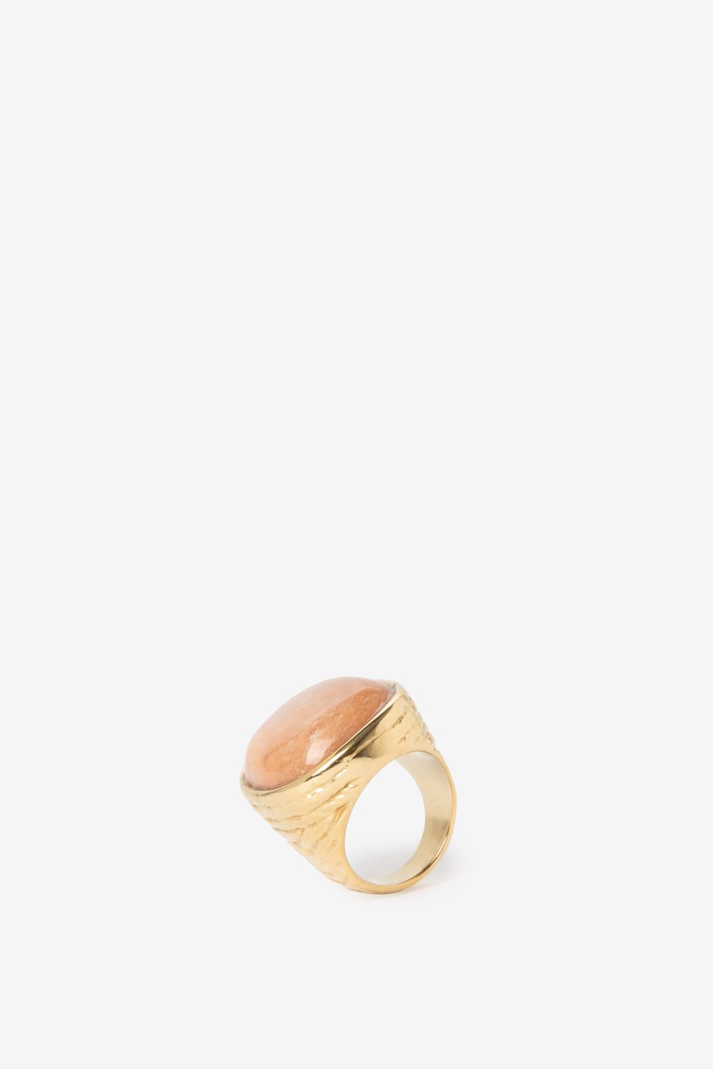 Gold-plated Ring mit ovalem Stein