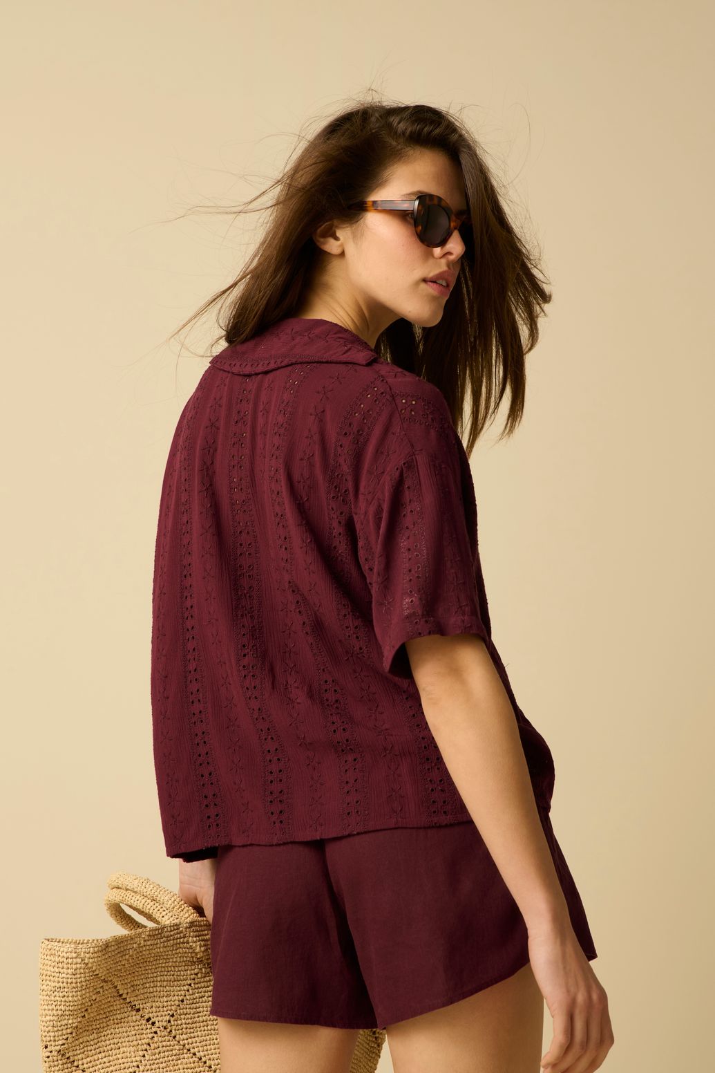 Blouse avec broderie - violet foncé