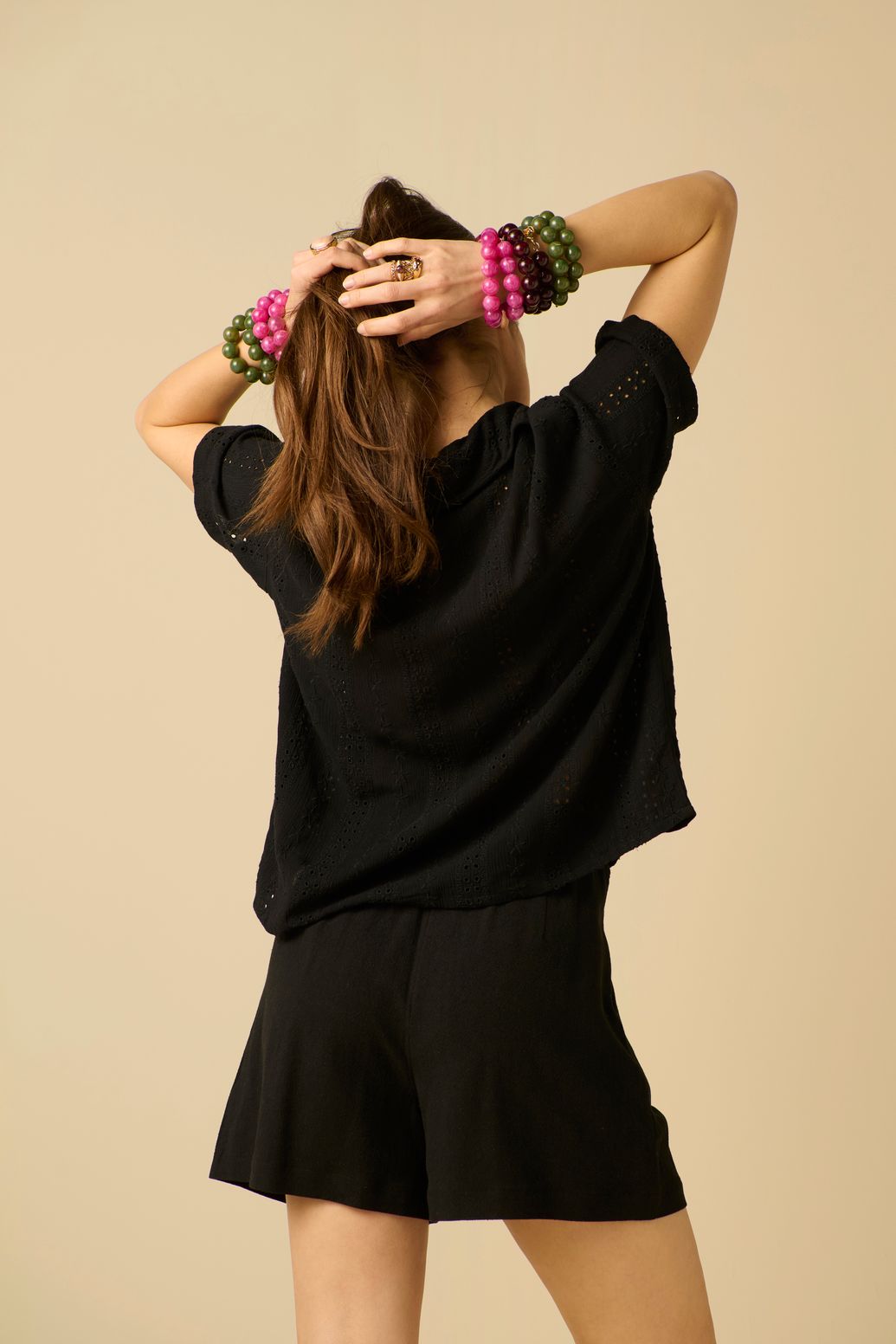 Zwarte blouse met broderie