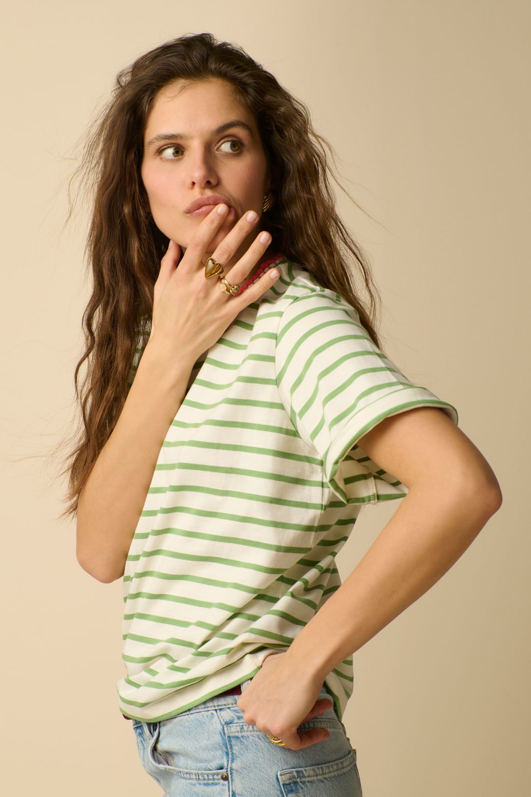 Groen T-shirt met strepen