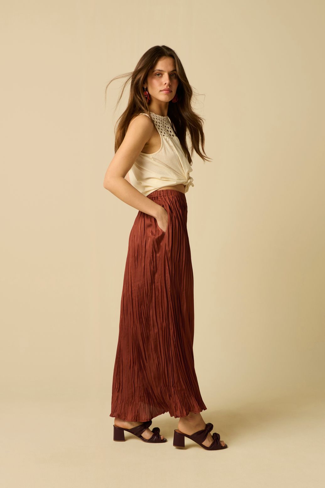 Witte crochet top