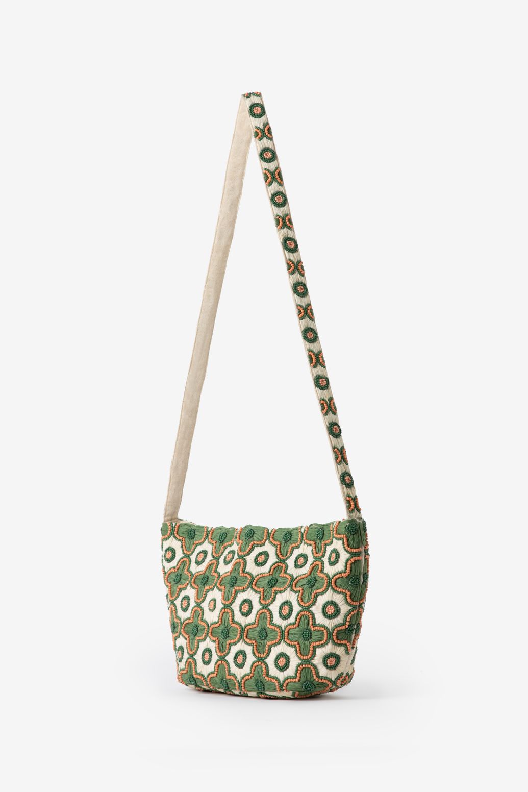 Sac en raphia avec broderies - vert