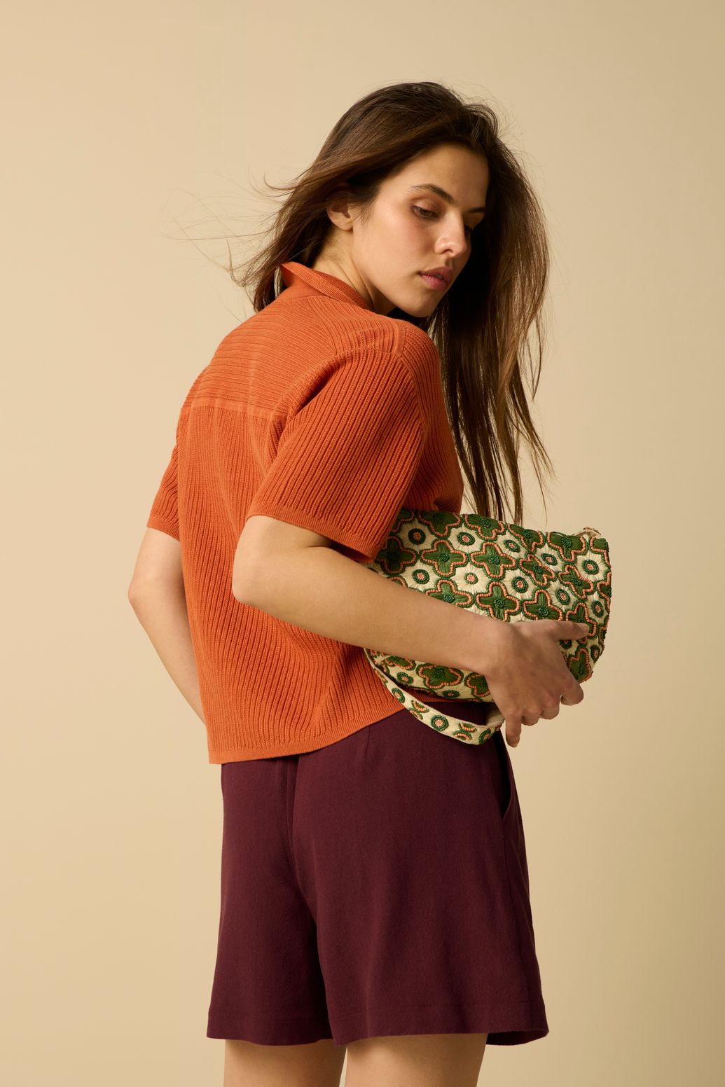 Sac en raphia avec broderies - vert