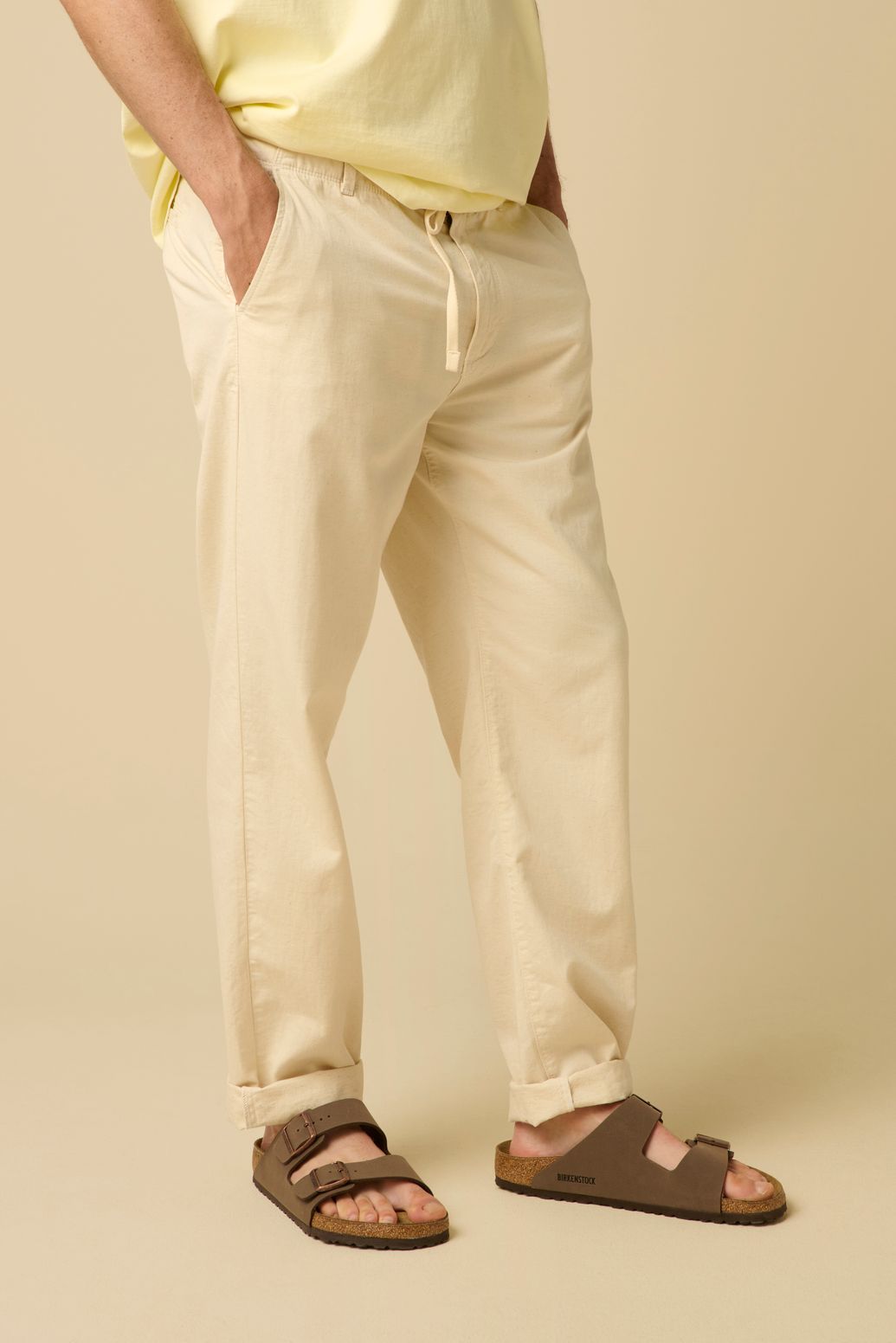 Chino mit mittelhoher Taille - weiß