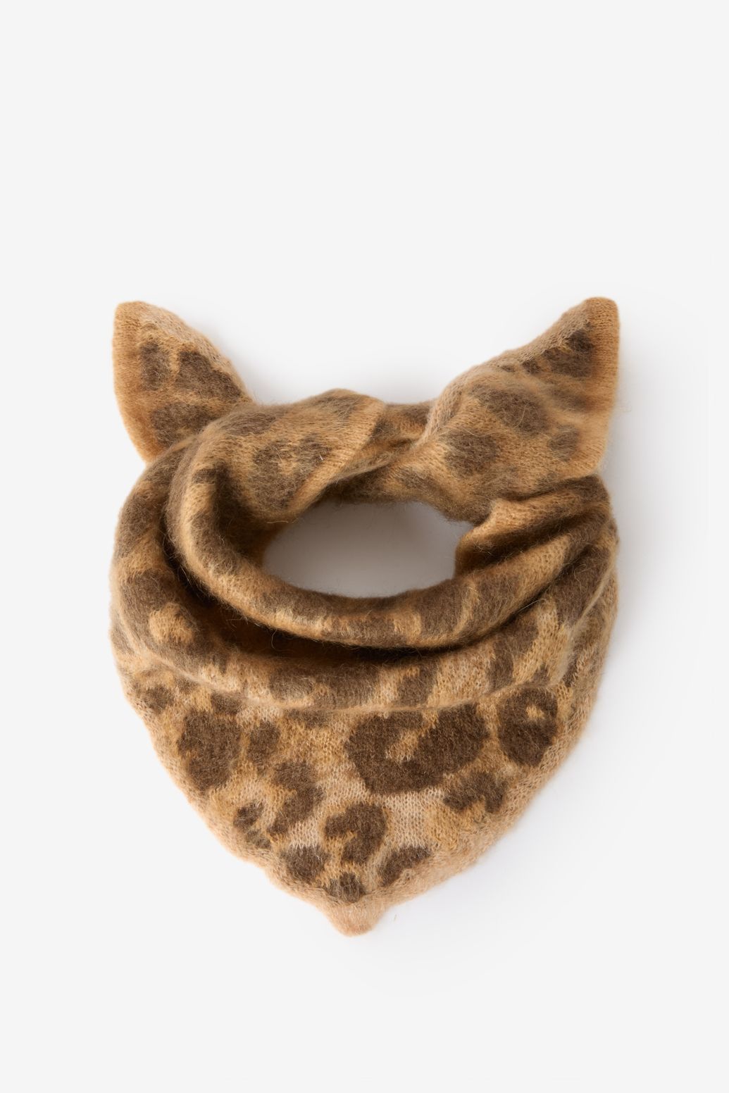 Beige gebreide bandana sjaal met leopard print
