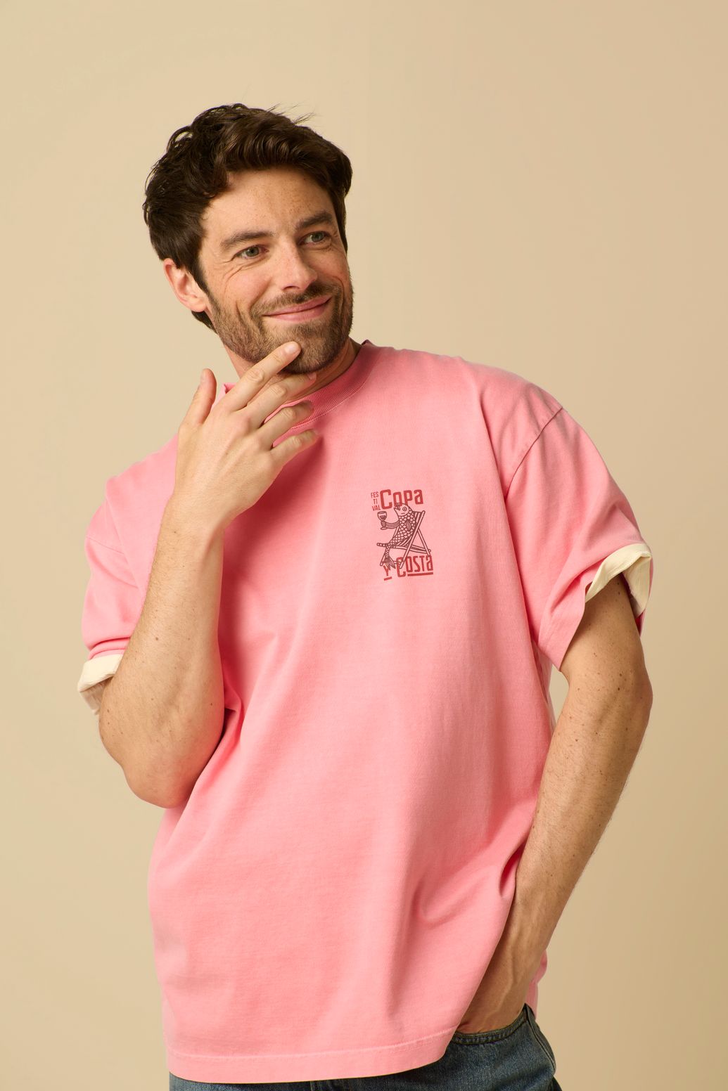 T-Shirt mit Artwork-Print - rosa