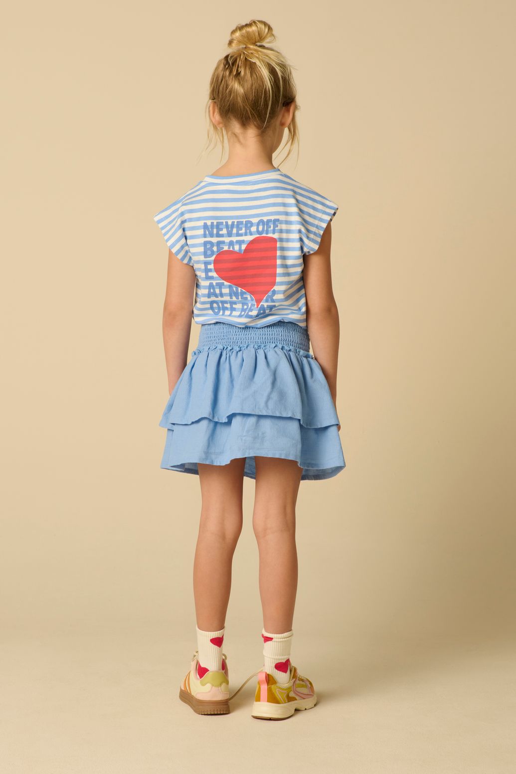 T-shirt rayé avec illustration - bleu clair