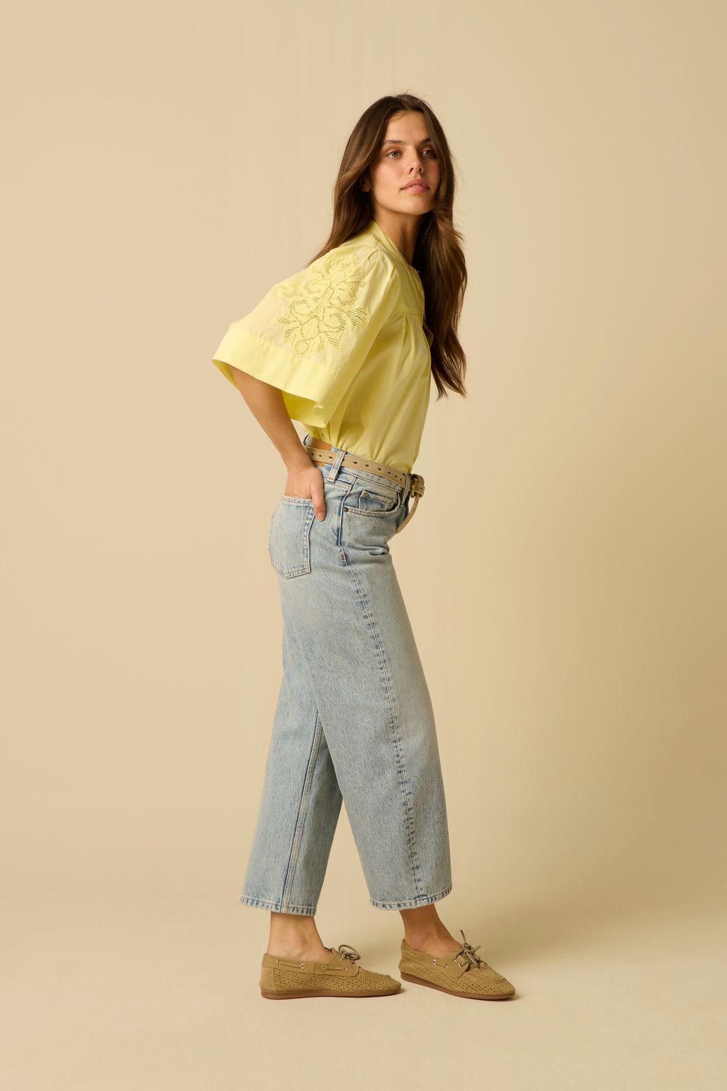 Lichtgele blouse met embroidery