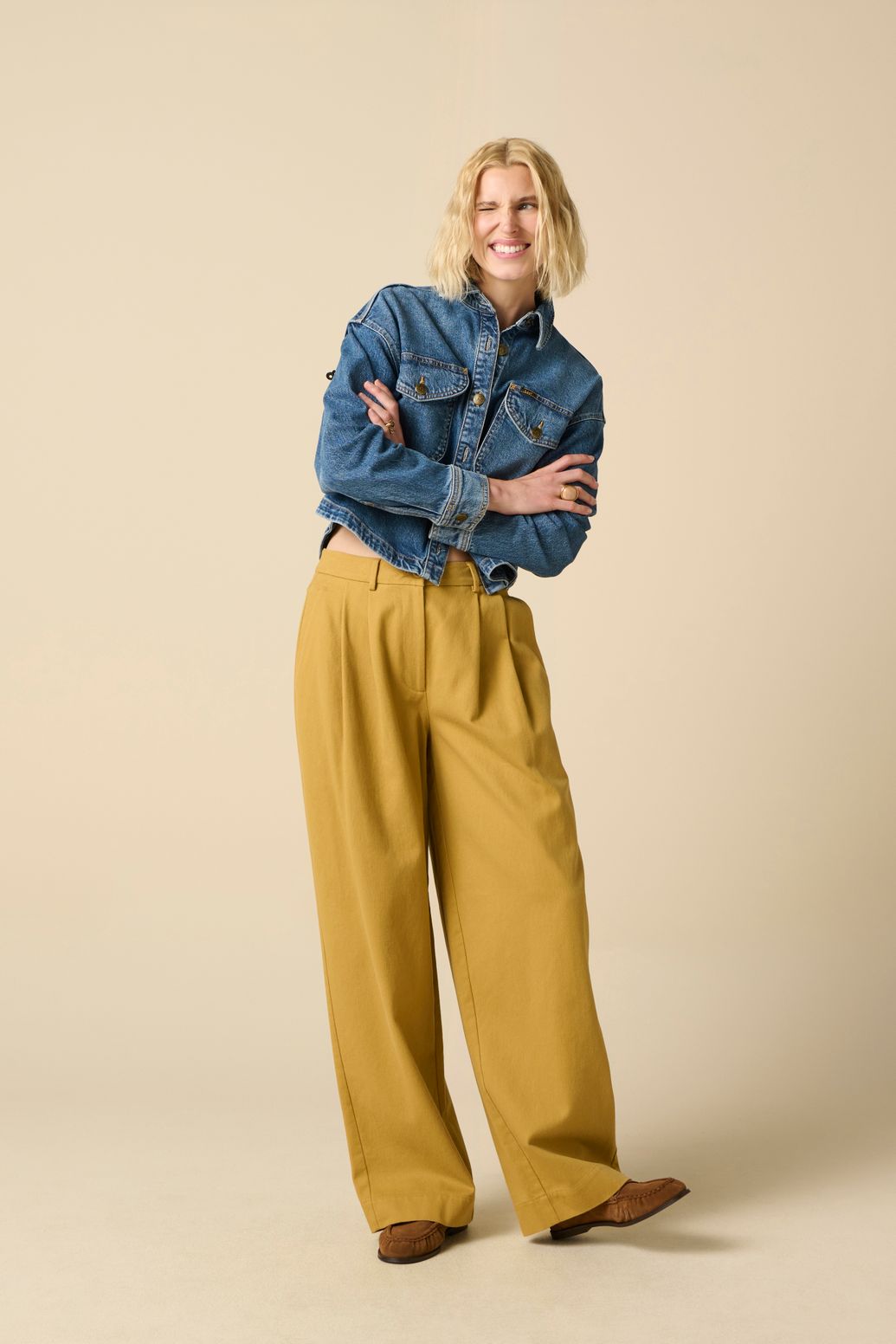 Lichtbruine high waist straight leg broek