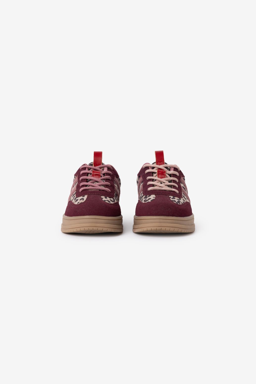 Donkerpaarse sneakers met leopard print