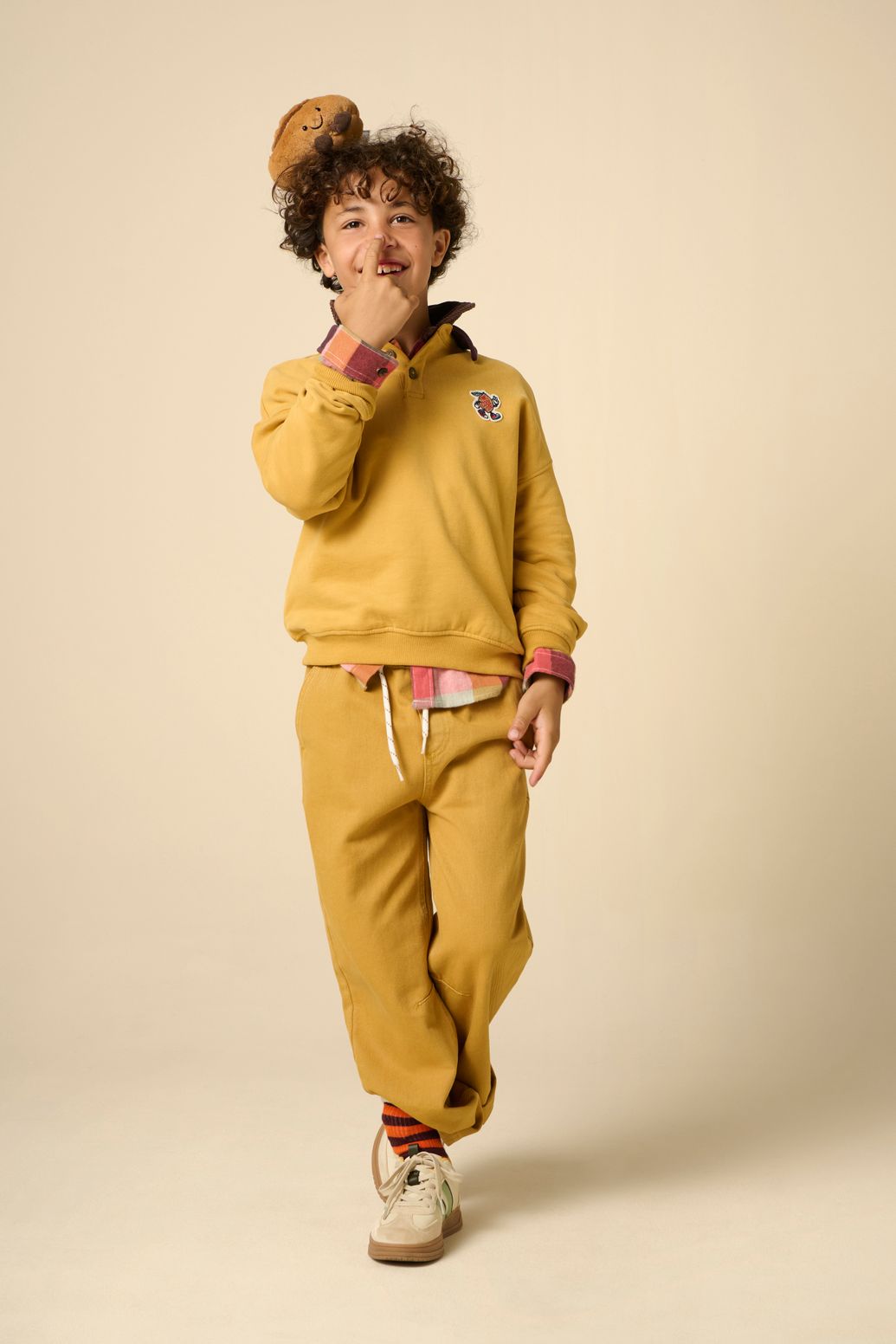Donkergele mid-rise broek