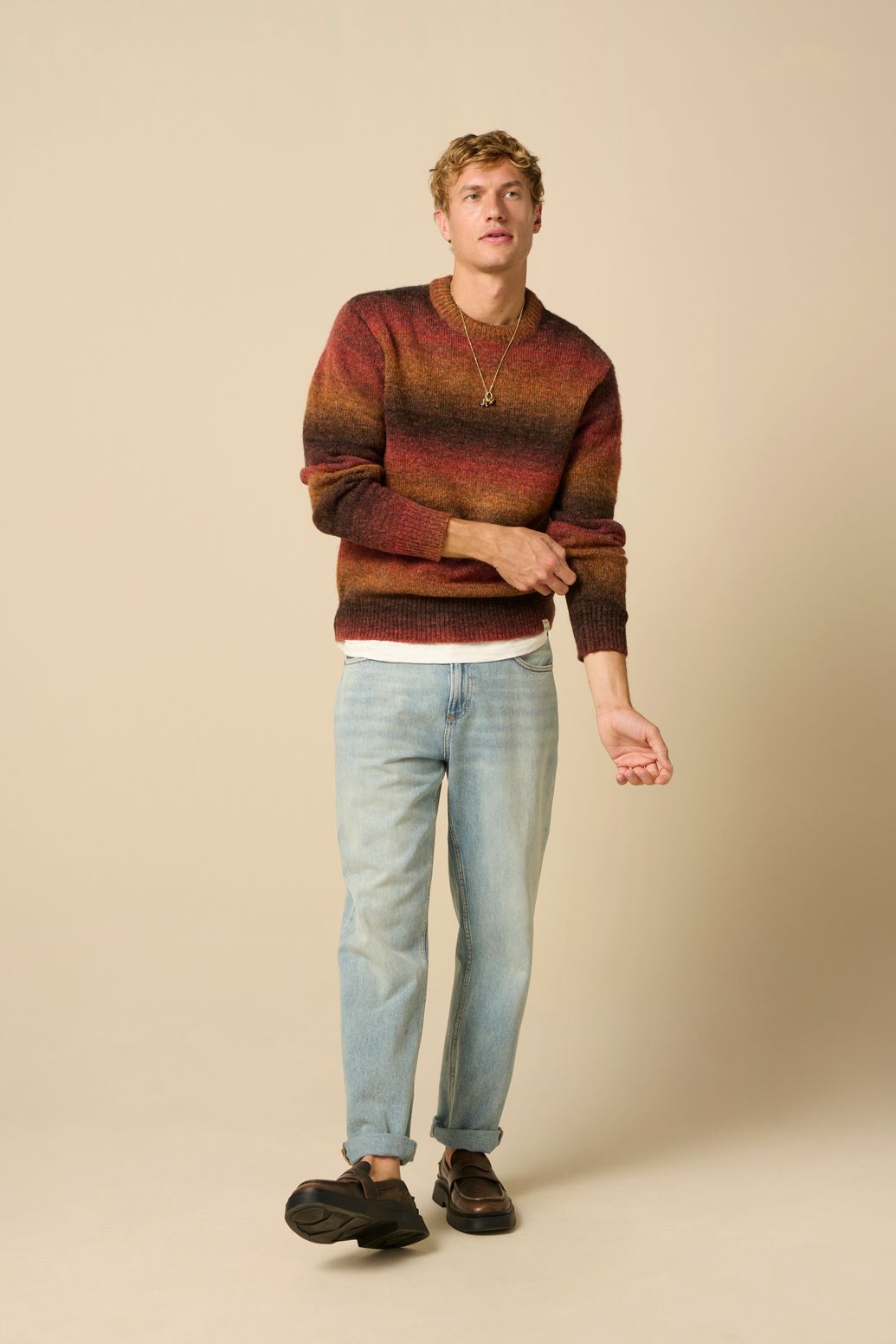 Pull rayé avec effet dégradé - rouge foncé