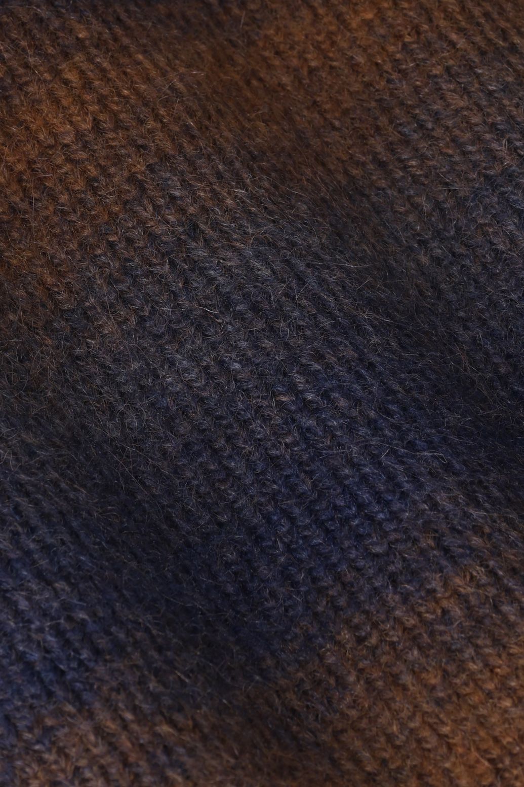 Donkerblauwe gestreepte gradient trui