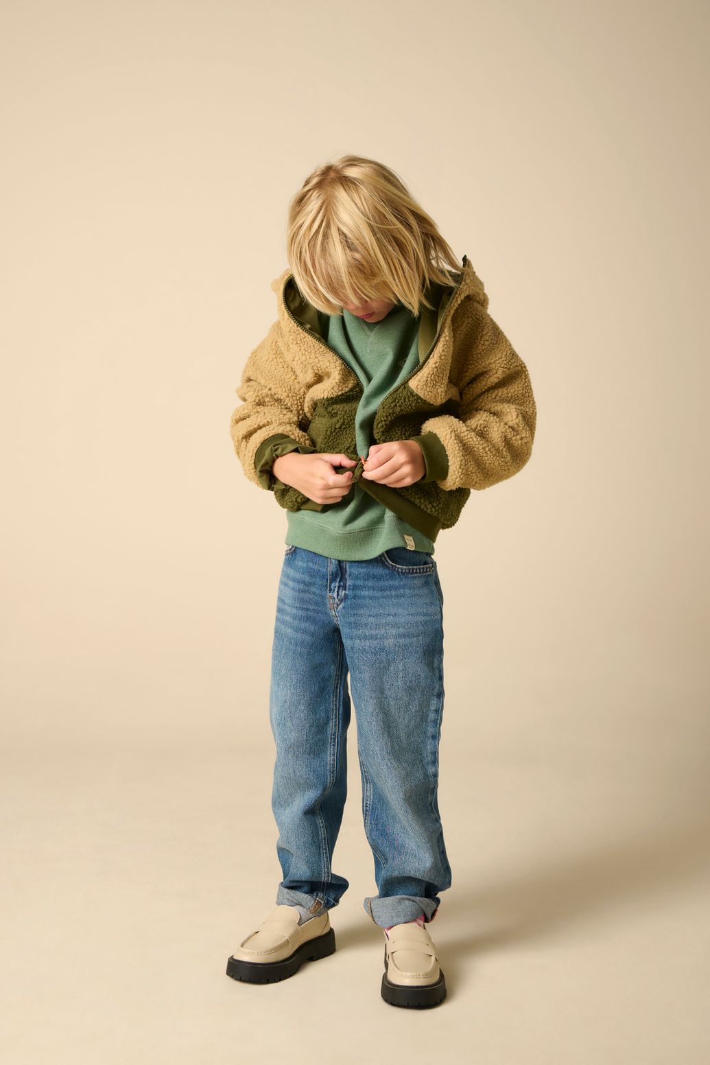 Donkergroene reversible teddy jas