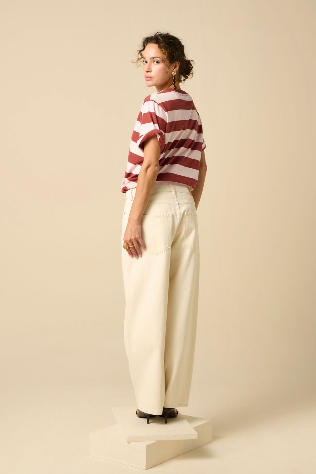 Witte cropped mid waist barrel jeans