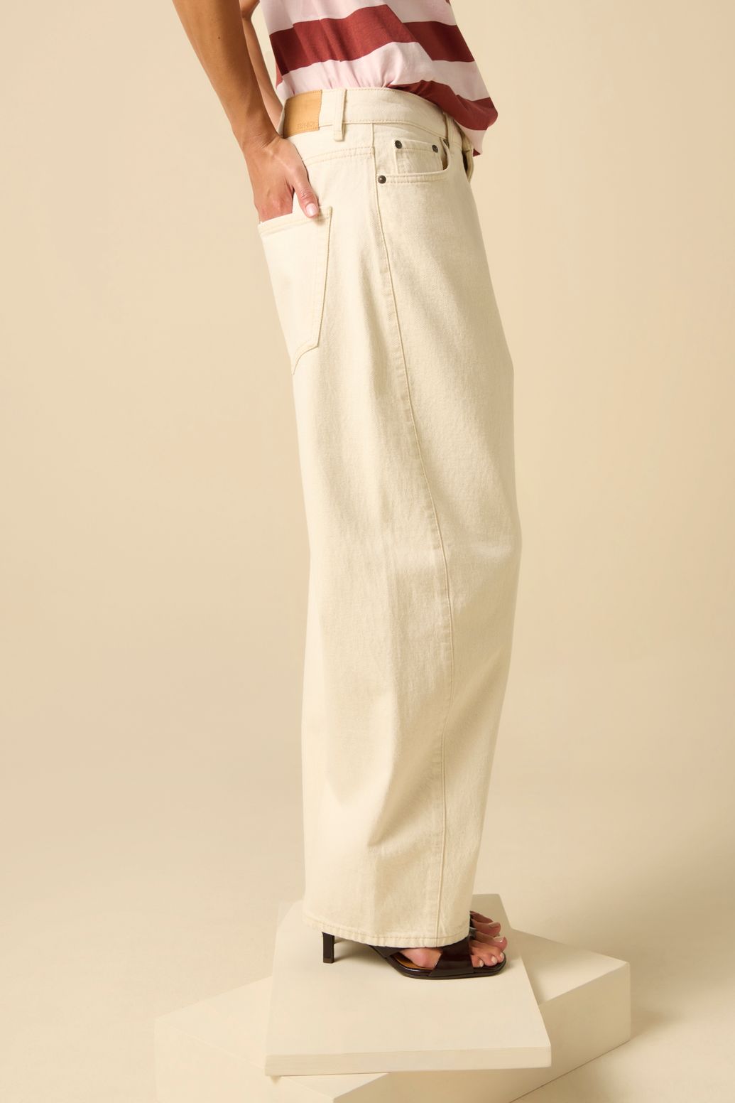 Witte cropped mid waist barrel jeans