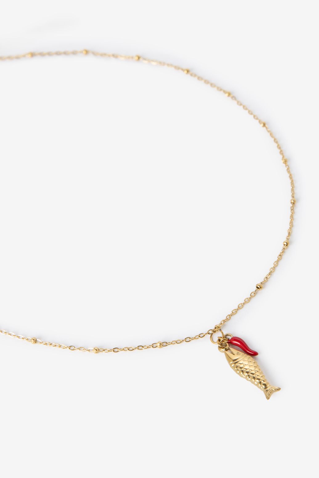 Collier plaqué or avec poisson