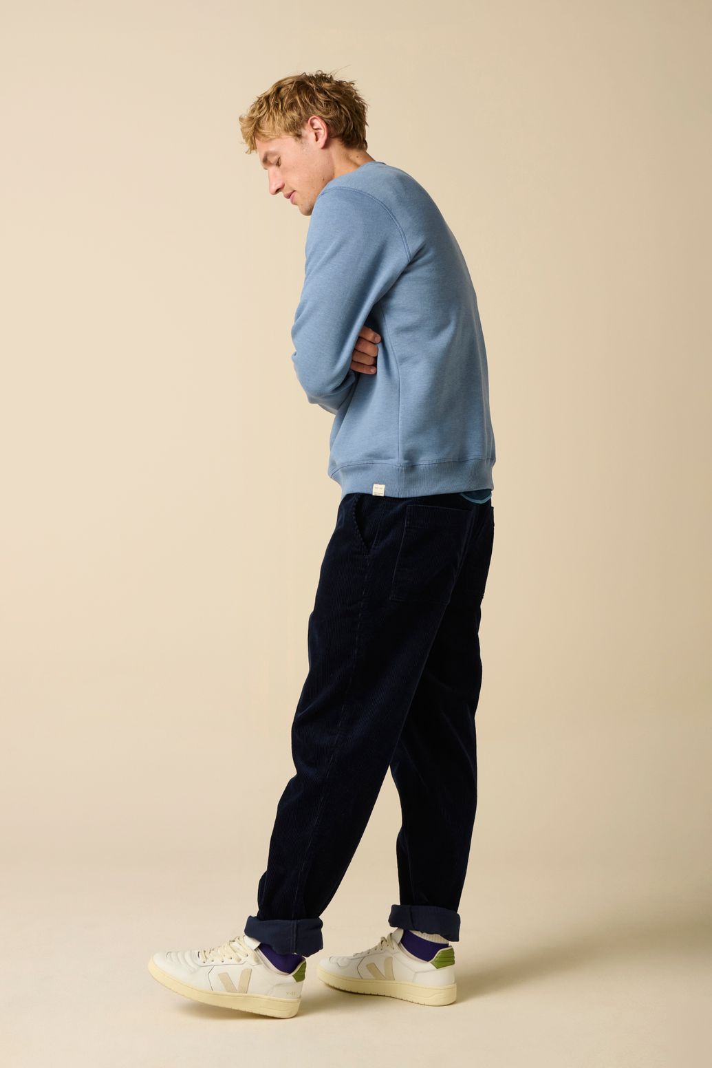Pantalon en velours côtelé avec taille mi-haute - bleu foncé