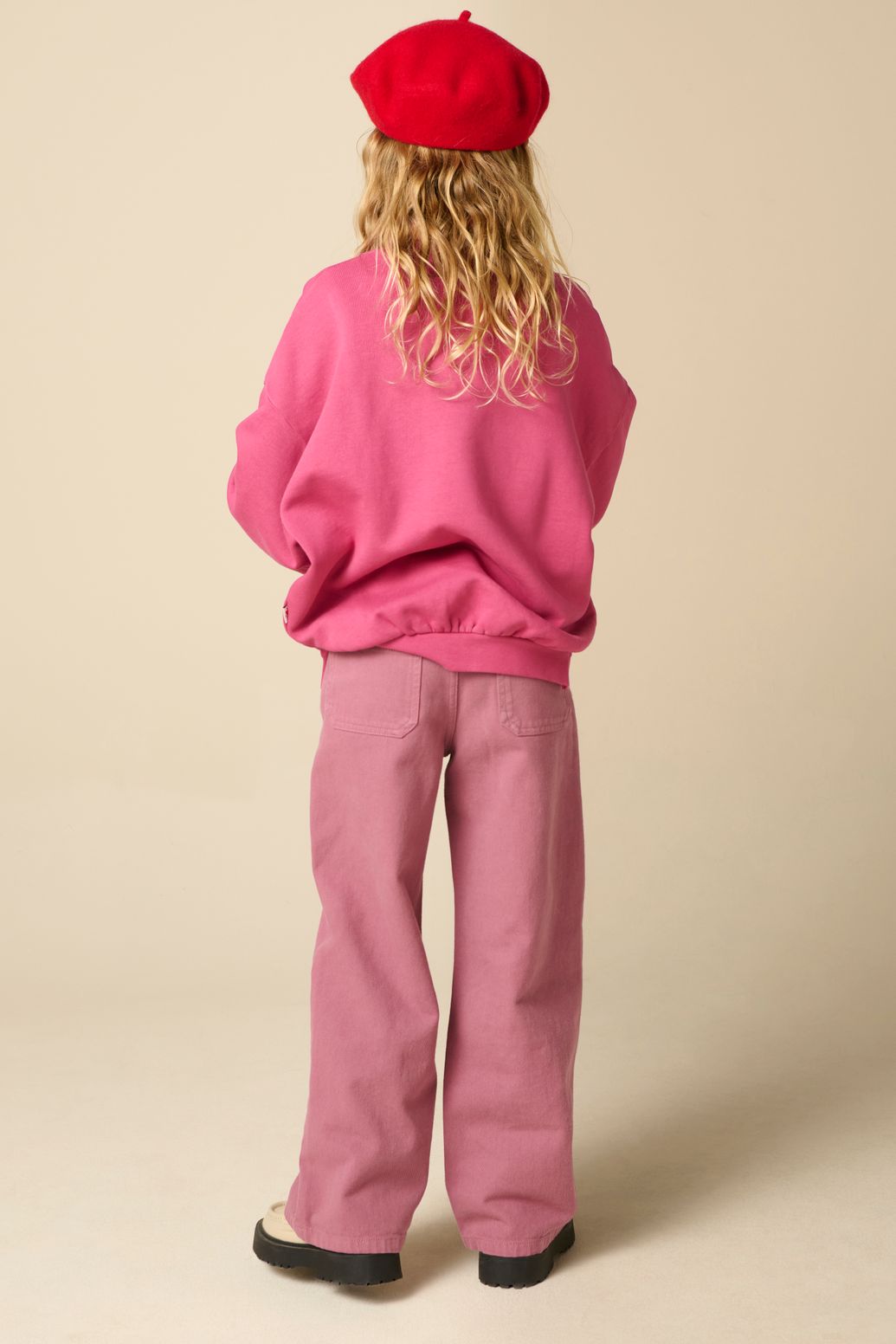 Sweat avec écusson - rose foncé