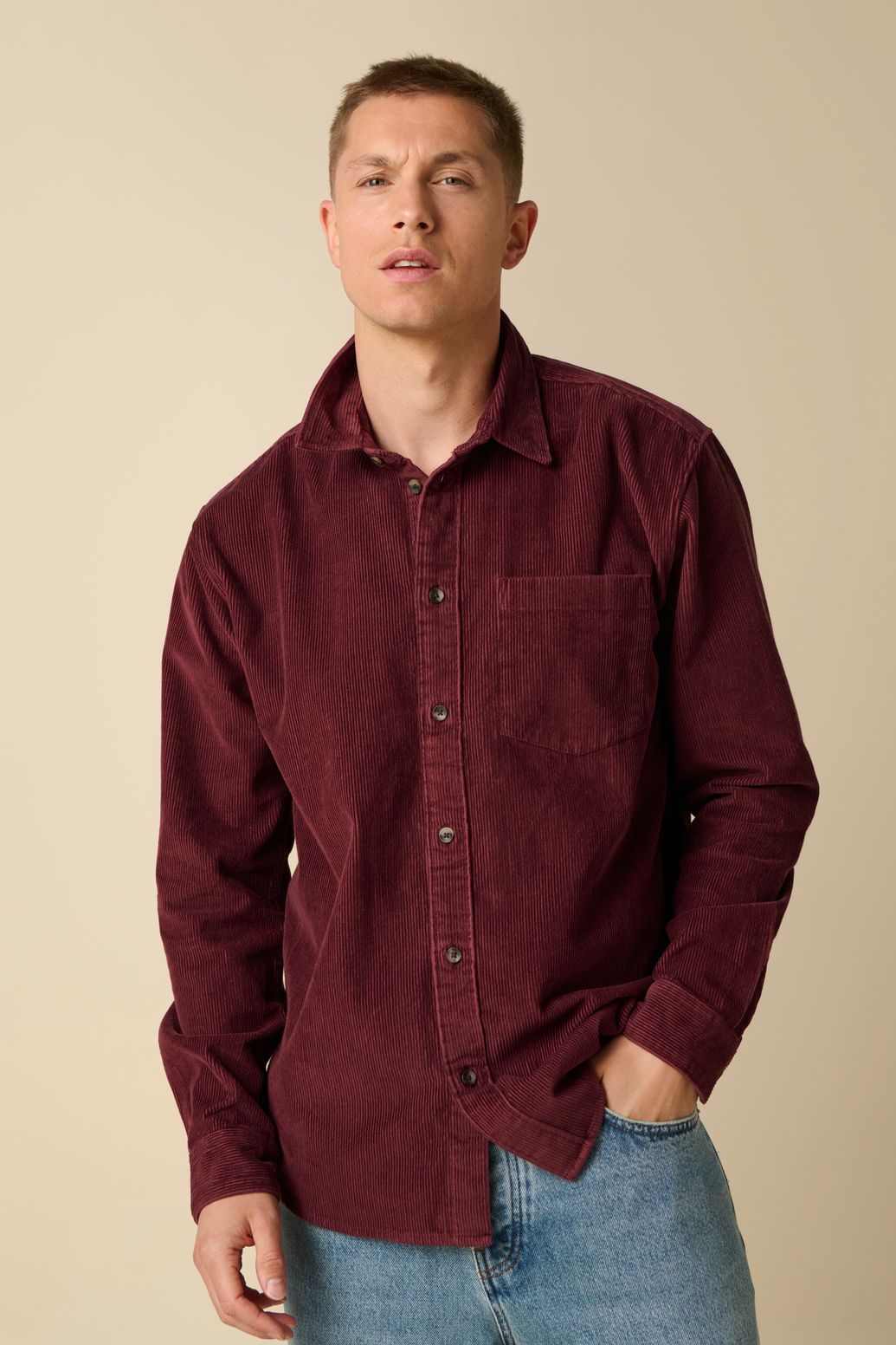Chemise en velours côtelé - rouge foncé