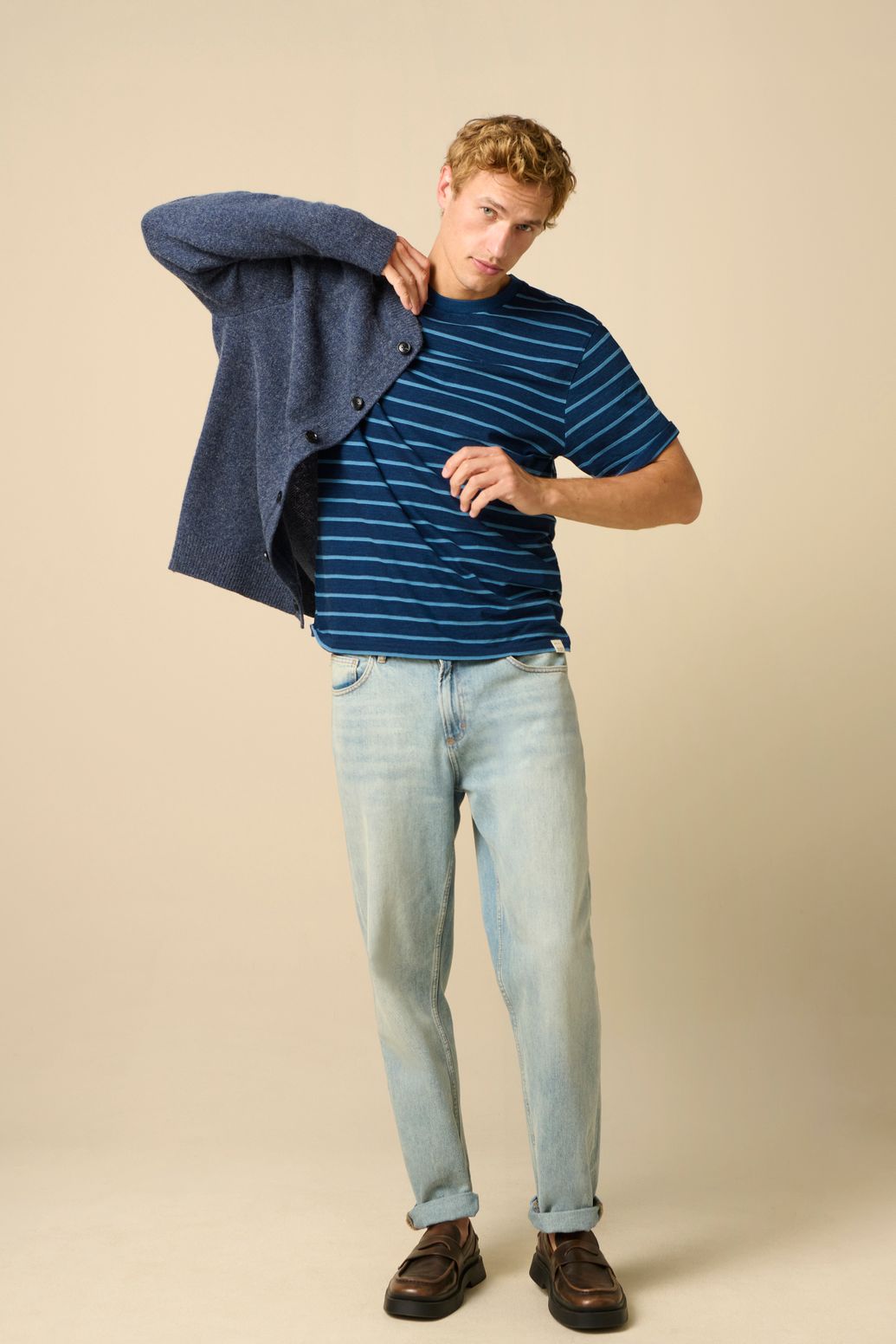 Gestreiftes T-Shirt - dunkelblau