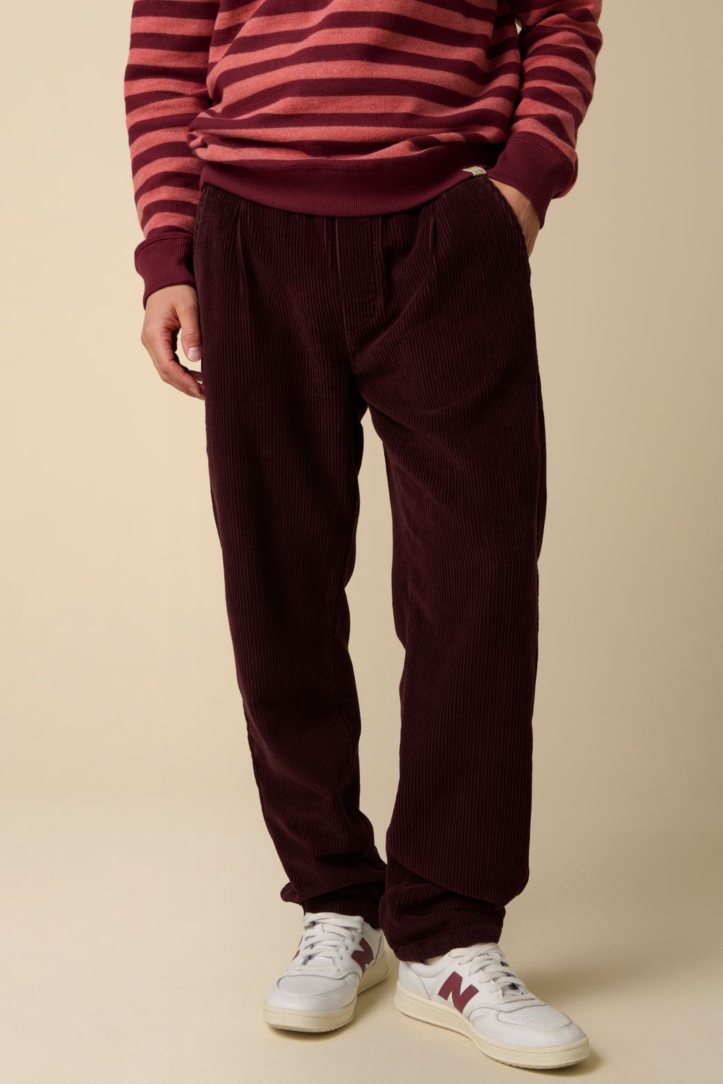 Bruine corduroy broek