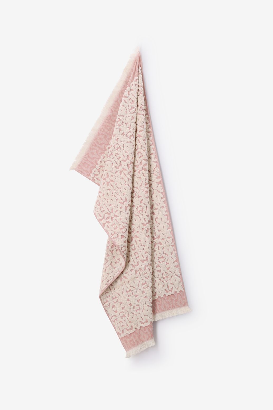 Roze velvet handdoek medium