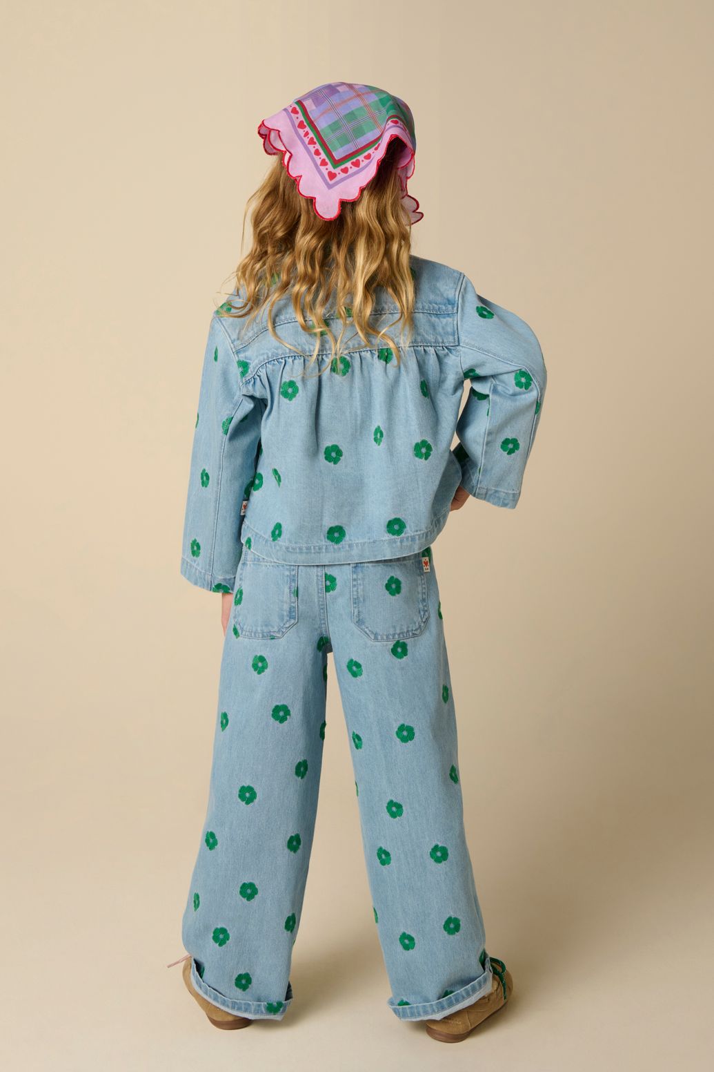 Blauw denim jack met bloemenembroidery