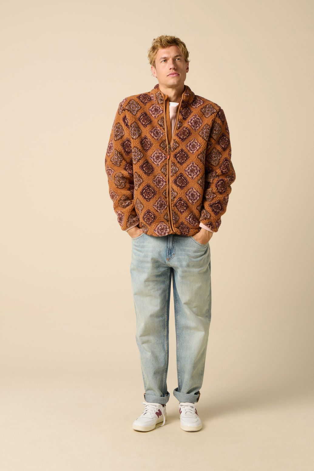 Gilet duveteux avec imprimé jacquard - marron