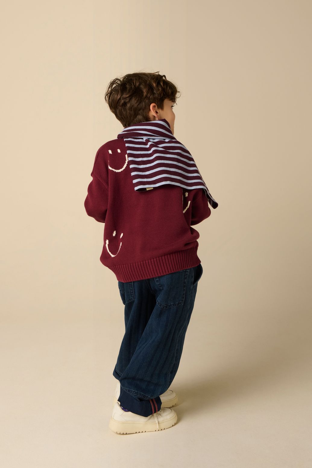 Pull tricoté avec smileys - rouge foncé