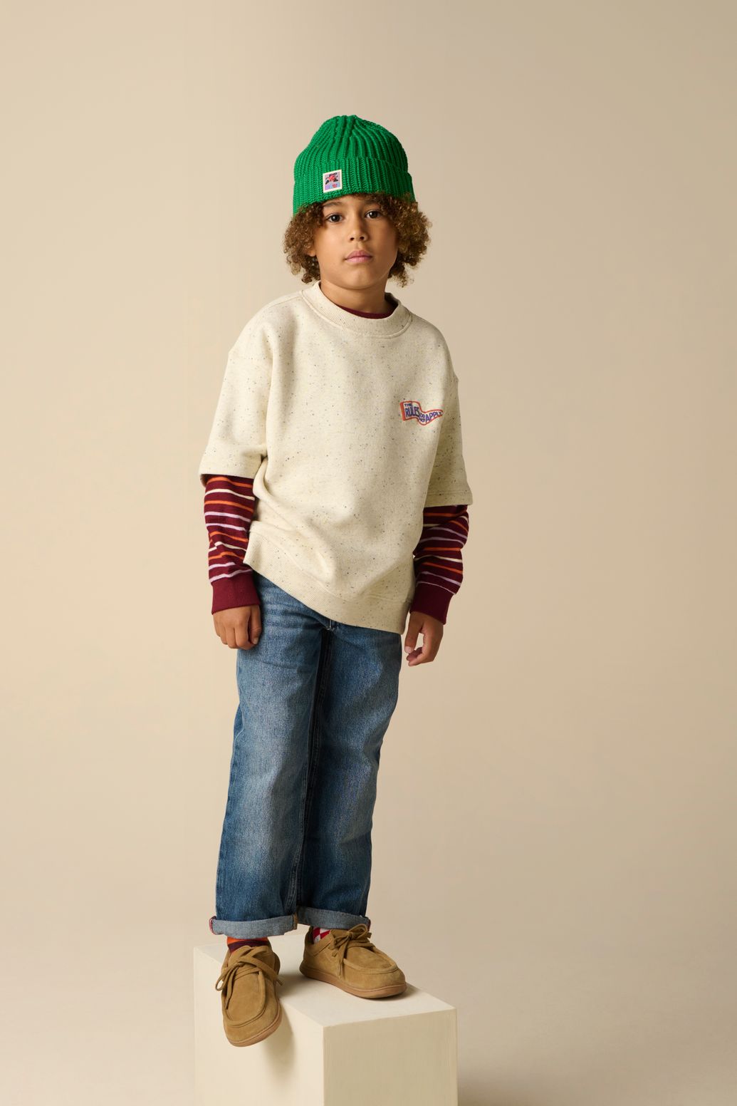 Grijze sweater met korte mouwen