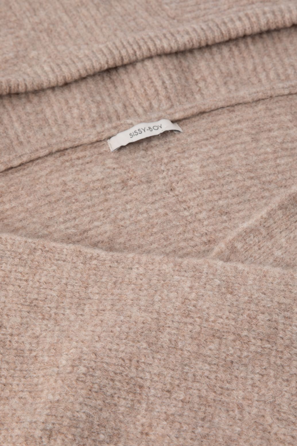 Beige wollen balaclava