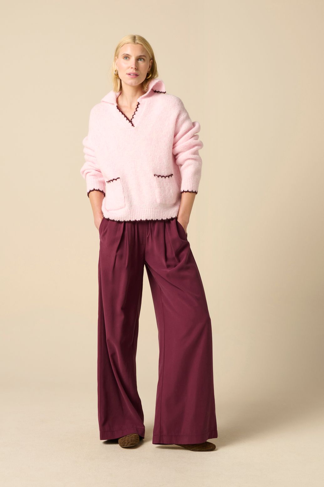 Pull col V - rose clair