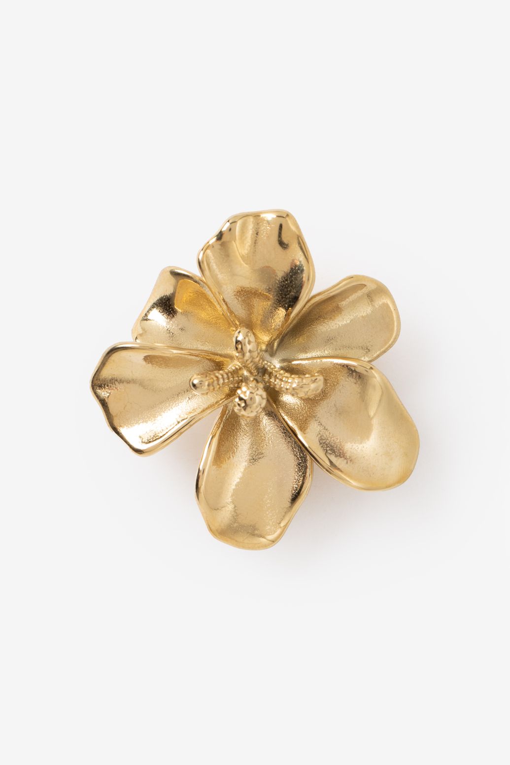 Goudkleurige bloemen broche