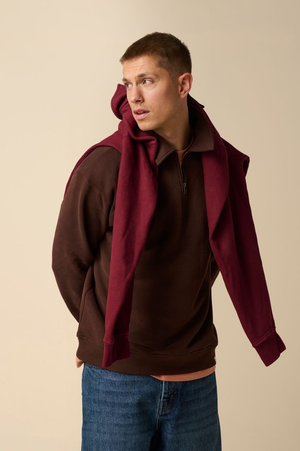 Pull avec col et fermeture éclair - marron foncé
